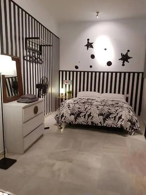 Apartment Suite Parking Segun Disponibilidad Seville Spain