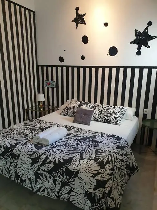 Suite Parking Segun Disponibilidad Seville Apartment